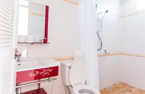 Phe Hotel | Paeporpiang (เพพอเพียง)
