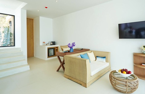 Wichit House | Panoramic Two Bedroom Pool Villa with sweeping ocean view.