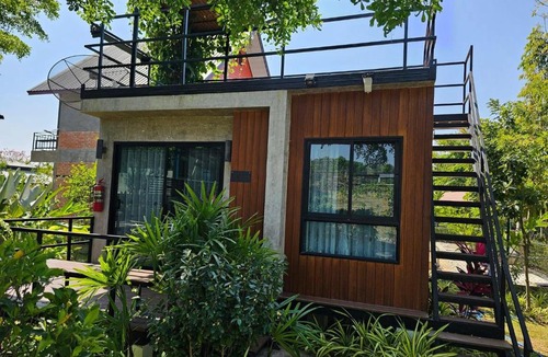 Khanong Phra Hotel | Parichat house ไร่ปาริชาติ