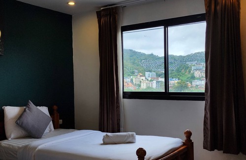 Patong Hotel | Patong Dynasty Royal Hotel