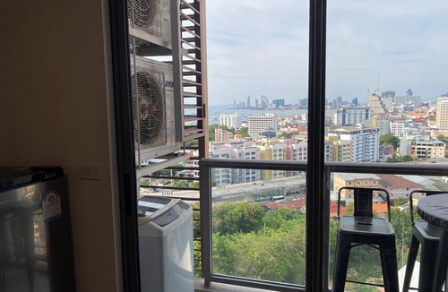 Pratumnak Hill Apartment | Pattaya central unixx ocean view with balcony 1 BR