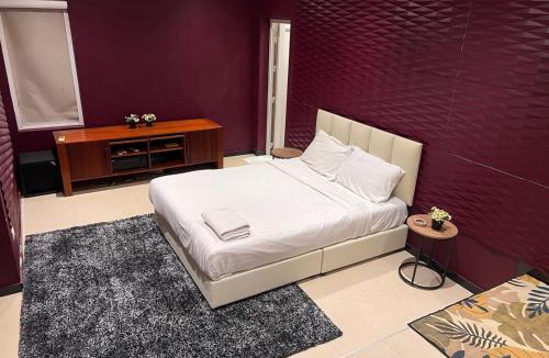 Nong Prue Villa | Pattaya Serenity Oasis 8BR Pool Villa for Great Vacations