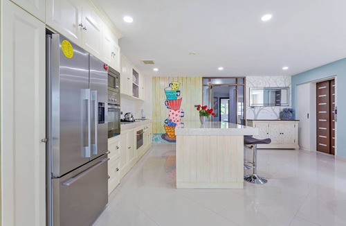 Jomtien Apartment | Penthouse - 2-Bed w/Private Elevator/Olympic Pool