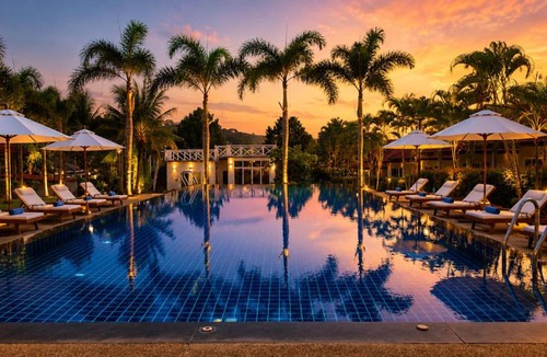Sa Khu Hotel | Phuket Airport Villa