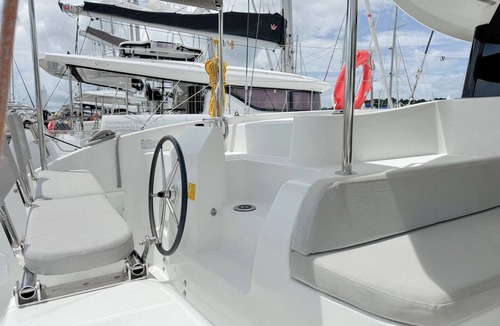 Pa Klok Boat Rental | Phuket Sun and Beach Sailing Extravaganza