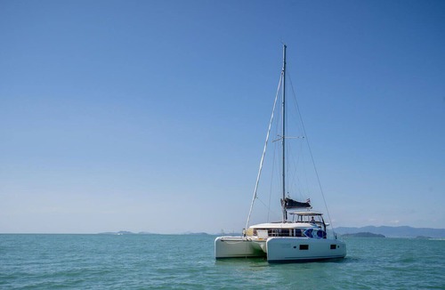 Pa Klok Boat Rental | Phuket Sun and Beach Sailing Extravaganza