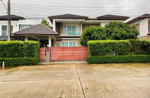 Koh Kaew Apartment | PhuketMadameBuppa Siwali Village