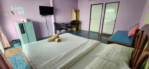 Koh Lan Resort | Phuttharaksa Resort