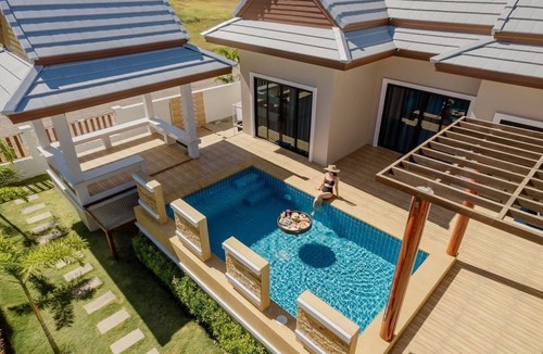 Pak Nam Pran Villa | Pranburi Pool Villa: Mountain Views, Serene Escape, 5 Min to The Beach