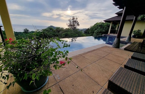 Ko Lanta Villa | Private Pool Villa · Kantiang Bay Sea Views · Koh Lanta