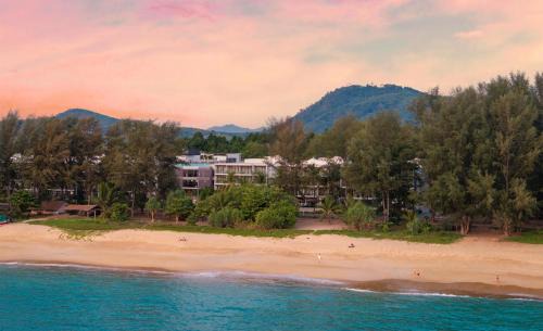 Mai Khao Hotel | Radisson Blu Resort, Phuket Mai Khao Beach