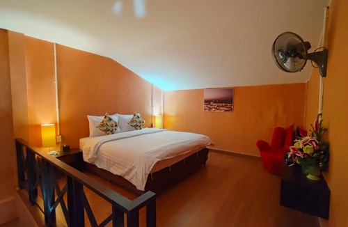 Chumphon Hotel | Retro Box Hotel Chumphon
