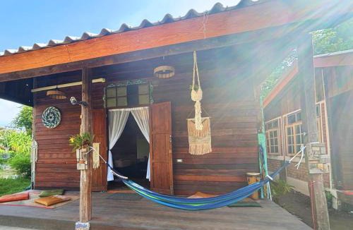 Ko Lanta Hostel | Sanctuary Hostel - Art & Adventure