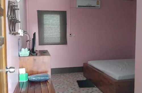 Buriram Hostel | Saran Resort room 2