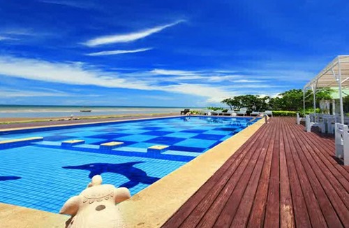 Hat Chao Samran Hotel | Sea Sky Beach Resort