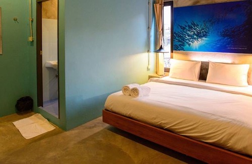 Khuekkhak Hostel | Seabox Khaolak Hostel