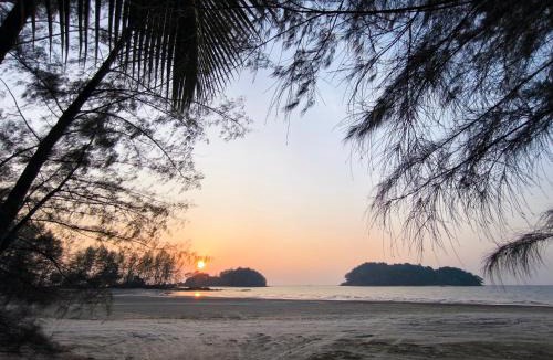 Khura Buri Other | Seafari ECO Beach Camp and cafe food and drinks Ko Phra Thong