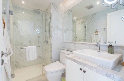 Patong Hotel | Seavale Patong Phuket