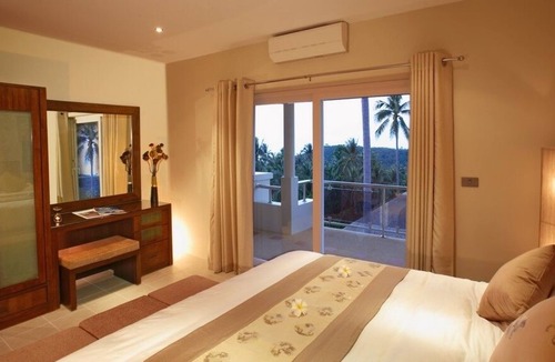 Mae Nam Apartment | Seaview Villas with Pool on N. coast