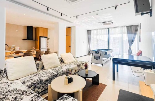 Central Pattaya House | Serene 4-bedroom house in Muang Pattaya J22