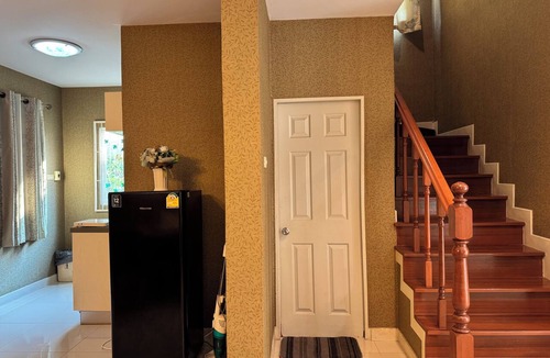 Bang Chalong House | Simple and Private Living Home near Suvarnabhumi Airport 23 min