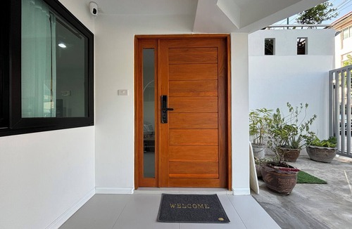 Bang Chak House | Spacious 4-bed 3-bath townhome in Phrakanong near True Digital Park
