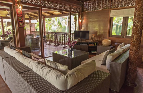Bang Po Villa | Stylish Thai Style Villa