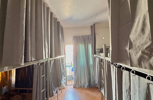 Patong Hostel | Sundiva Guest House
