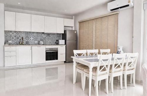Si Sunthon Villa | Supalai Palm Spring Banpon Phuket
