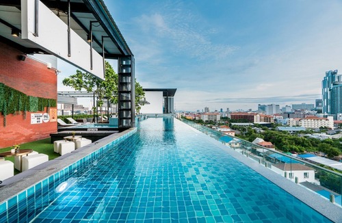 Nong Prue Hotel | SureStay Plus by Best Western T Pattaya