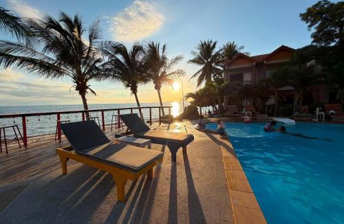 Haad Rin Hotel | SWIMS! a Social Beach Resort