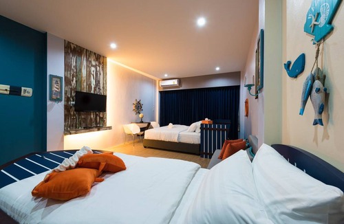 Ranong Hotel | The Iconic Hotel