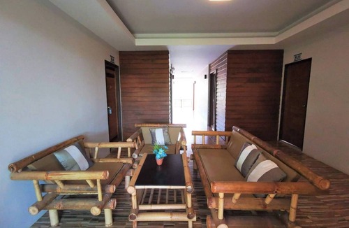 Ko Lanta Hotel | The Peace Tara House
