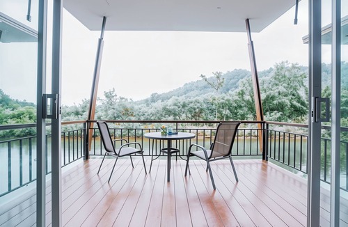 Ko Lanta Villa | The Private Villa in The Lake Near the Sea and Mangrove in Ko Lanta Yai