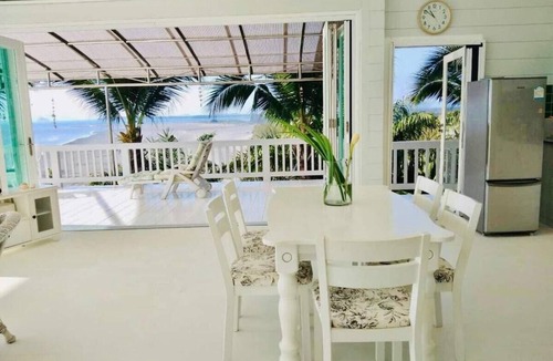 Sikao House | The Sunny Hill Estate - 240° Sea Views + Helipad