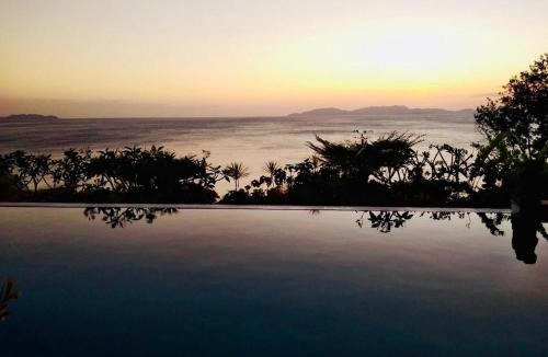 Sikao Villa | The Sunny Hill Pool Villa Panoramic Sea Views