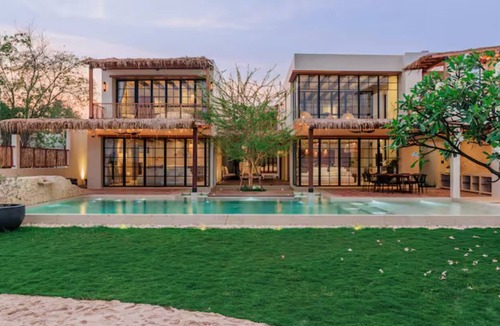 Hua Hin Villa | Ultra Luxury Private Beachfront 5 BRs Pool Villa