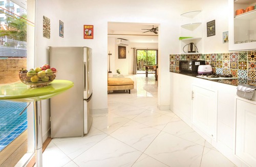 South Pattaya Villa | Villa Corner 4 bedrooms near Walking Street & Beach ★
