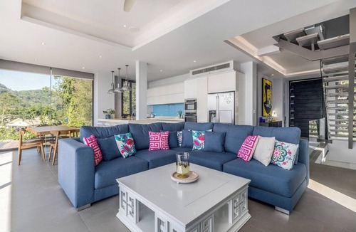 Patong House | Villa Spicy - 5 Bed sea view!
