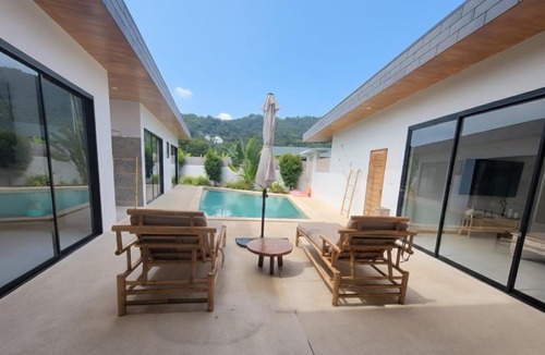 Lamai City Center Villa | Villa Yolo - Piscine Privée - 5 minutes de marche à pied - Lamai