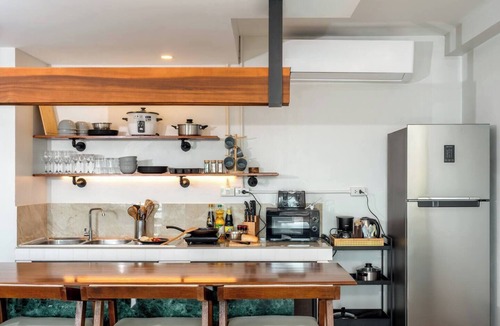 Hua Hin Apartment | Wander at Bayside 19 | Beachfront Half-Villa, friends (sleeps 14)