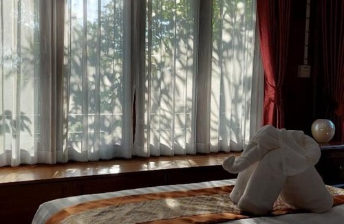 Chom Bueng House | Why Worry Homestay & Café