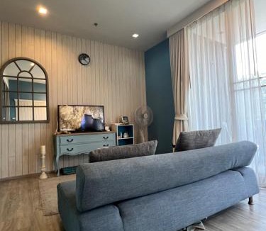 North Pattaya Apartment | Wong Amat Luxury Condo-Private Beach
