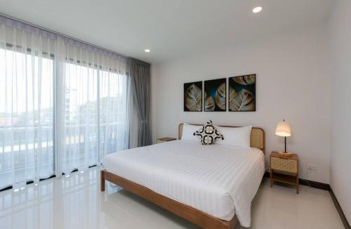 Chalong Apartment | WOW Academy Balcony 2B Fitness Street Phuket