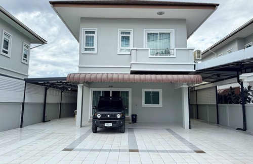 Khlong Hae House | Your ultimate modern escape awaits at NS House.