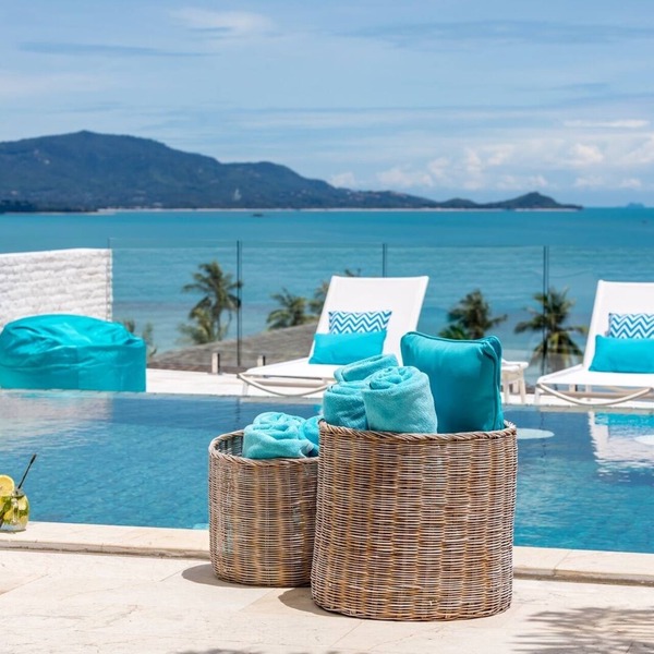 3 BED/4 BATH VILLA with PANORAMIC SEA VIEWS - Only 150 meters walk to the Beach