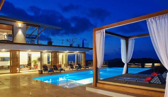 10 Bedroom Twin Seaview Villas~5* with staff
