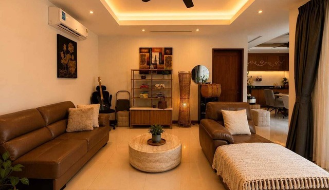 2-bedroom house in tranquil Ratsada Mueang Phuket with AC