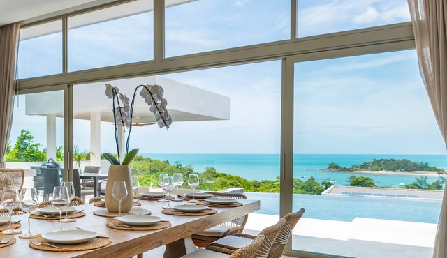 4 BR Sea View Private Pool Villa Short Walk to Choeng Mon Beach