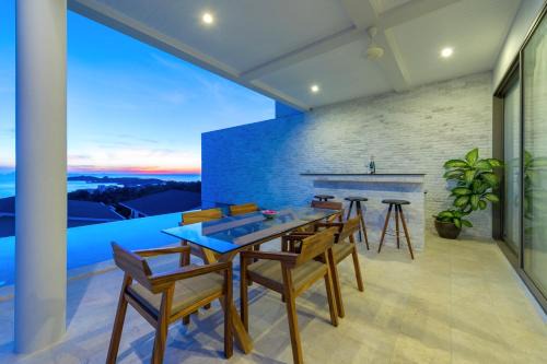 400m to beach & sunset seaview